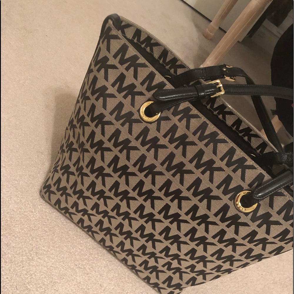 MK BAG